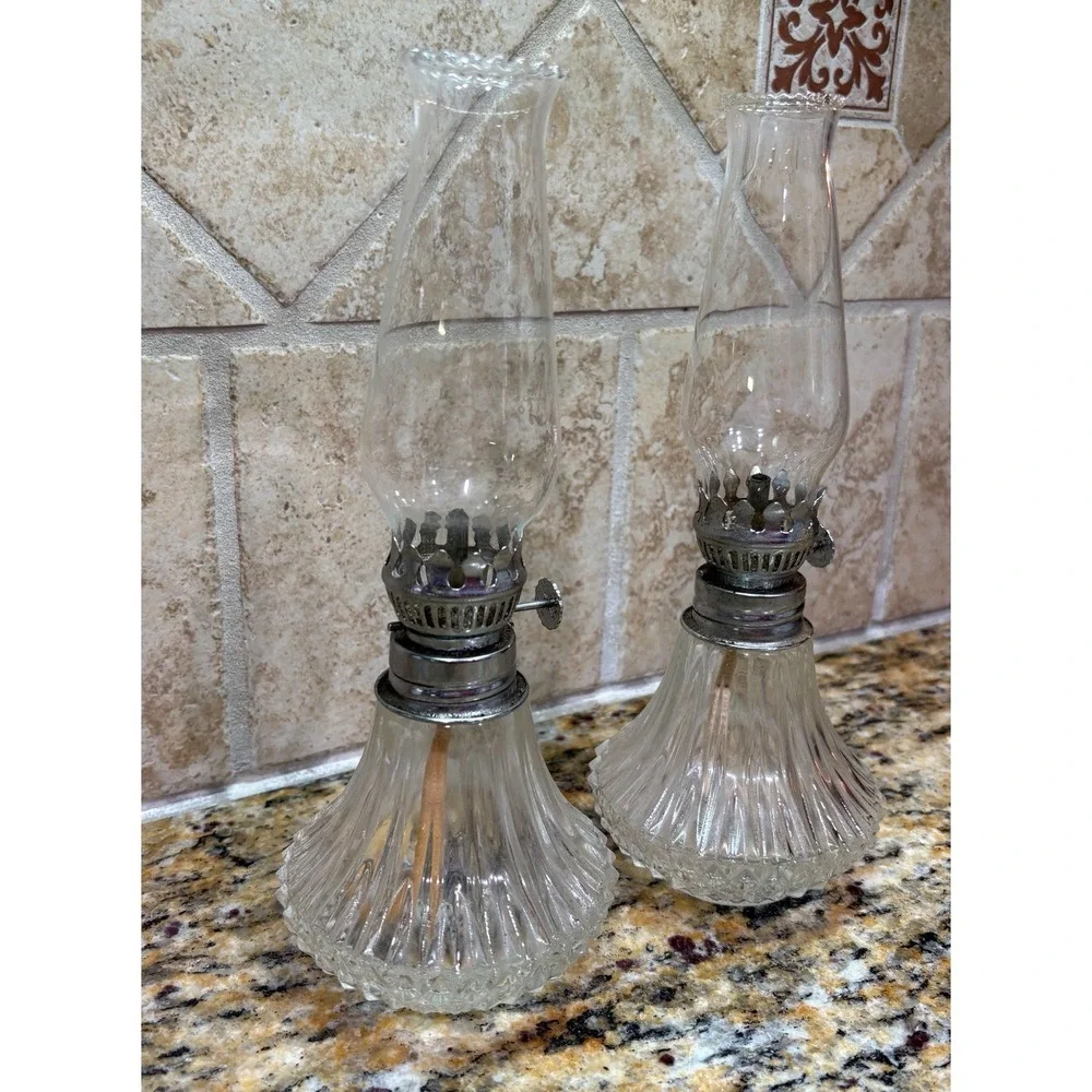 Vintage Lamplight Farms Oil Lamp, 9
